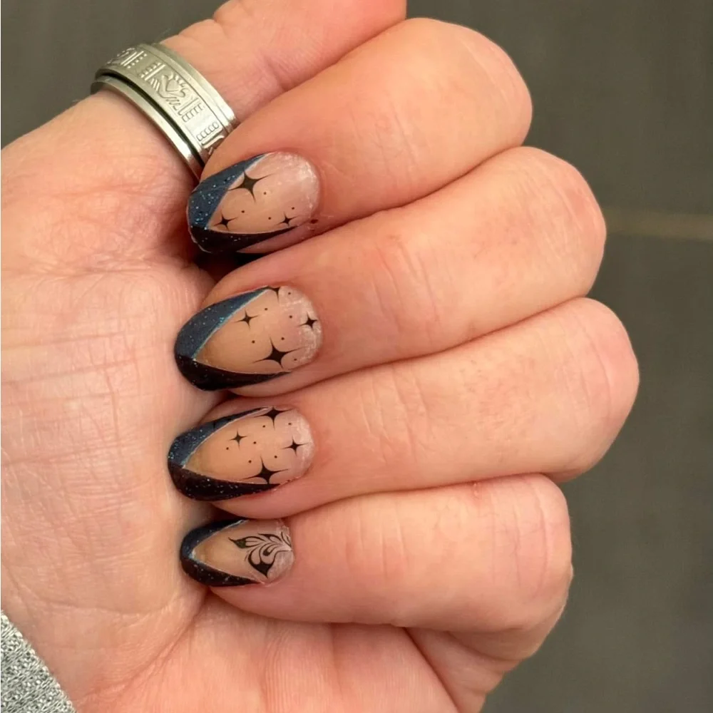 *Exclusive* Color Street: Rave Wave | Stars Wavy Clear Overlay Black Festival